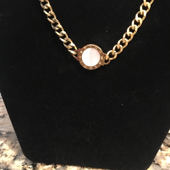 NEW! Reversible Necklace. Black/White. - Picture 10 of 12